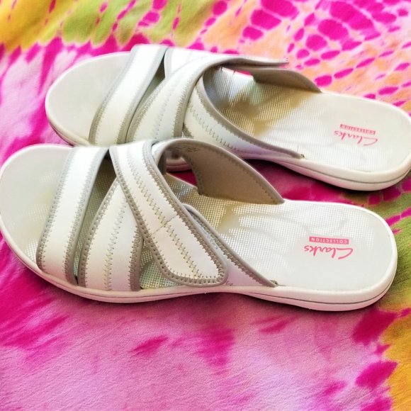 Clarks Shoes - Clarks Sandals Woman's 6.5 NWOT